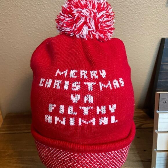 Home Alone Merry Christmas Ya Filthy Animal Adult Knit Pom Hat - Picture 8 of 11